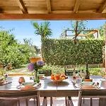Casa Fra Gli Ulivi With Shared Pool *