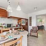 Apartmán Casa Fra Gli Ulivi With Shared Pool