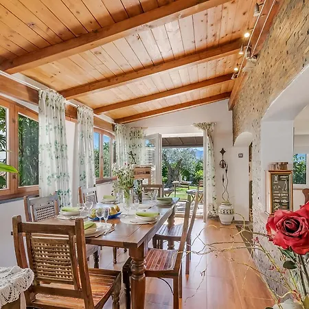Casa Fra Gli Ulivi With Shared Pool * Ameglia