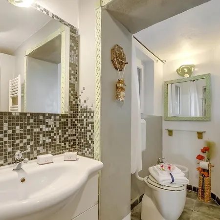Casa Fra Gli Ulivi With Shared Pool *