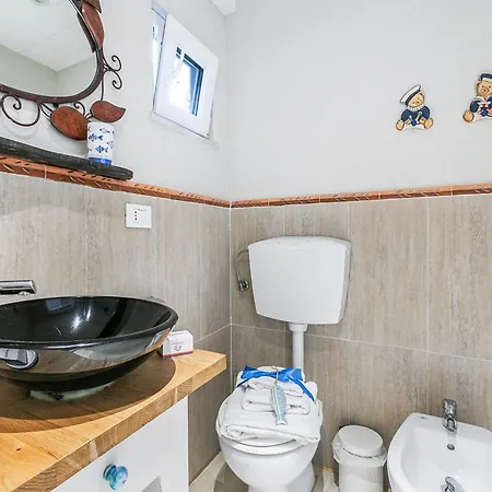 Casa Fra Gli Ulivi With Shared Pool * Ameglia