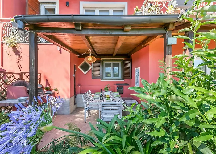 Appartement Casa Fra Gli Ulivi With Shared Pool Ameglia