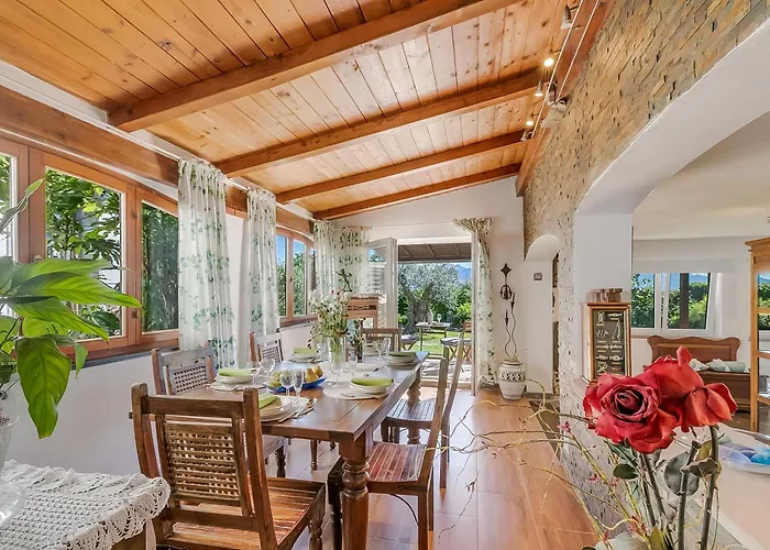 Casa Fra Gli Ulivi With Shared Pool * Ameglia