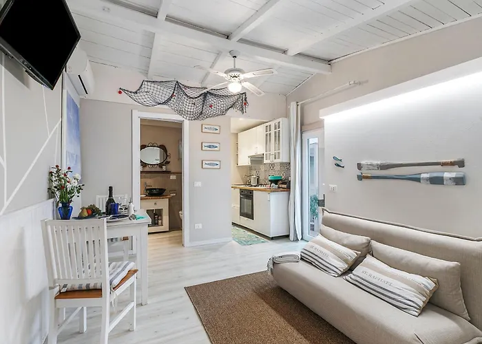 Casa Fra Gli Ulivi With Shared Pool Ameglia