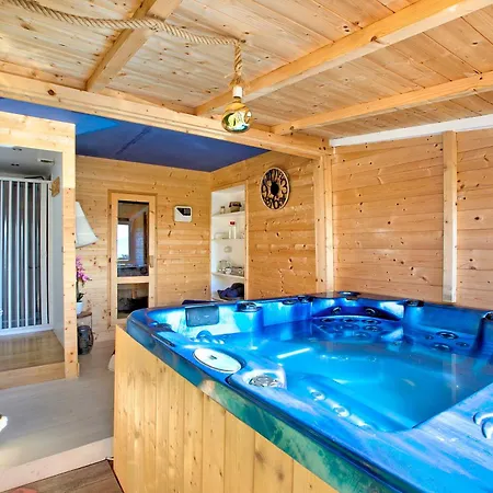 アパート Casa Fra Gli Ulivi With Shared Pool アメーリア