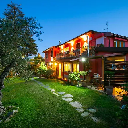 Casa Fra Gli Ulivi With Shared Pool