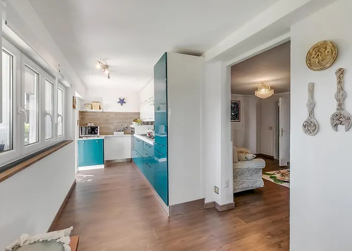 Casa Fra Gli Ulivi With Shared Pool